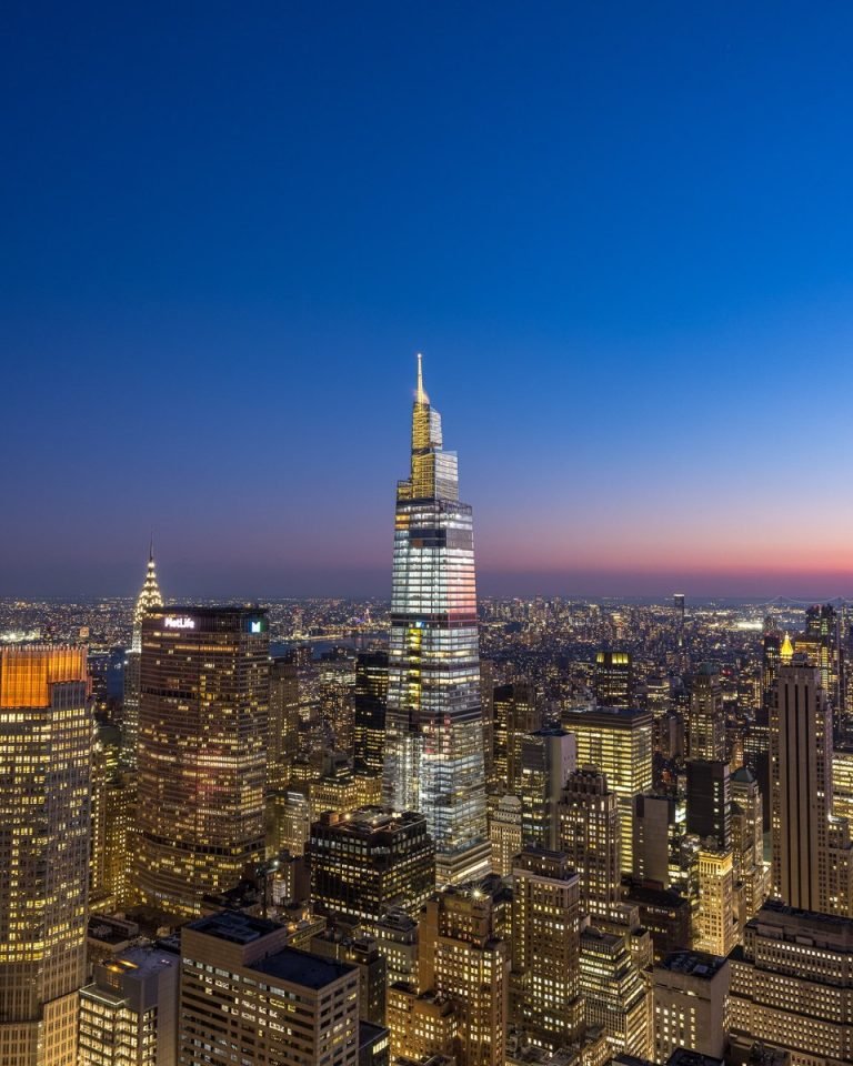 5664057_skyscraper_adwards_2021_3a