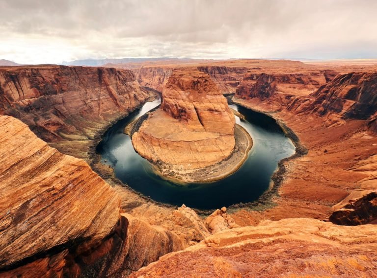 2.HORSESHOE BEND