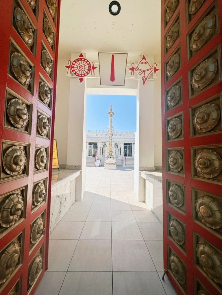 2.MALIBU HINDU TEMPLE