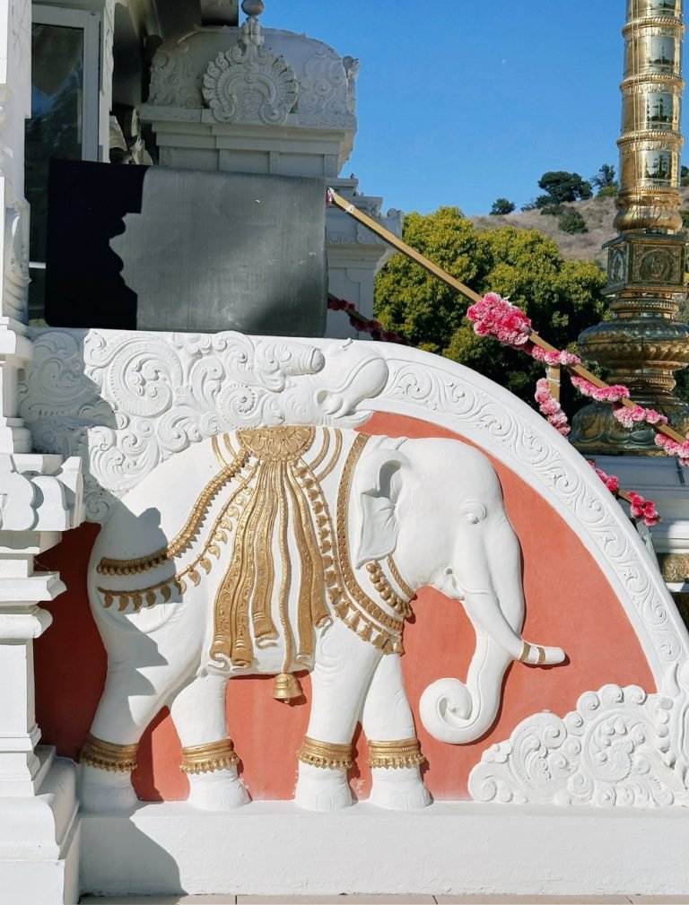 3.MALIBU HINDU TEMPLE