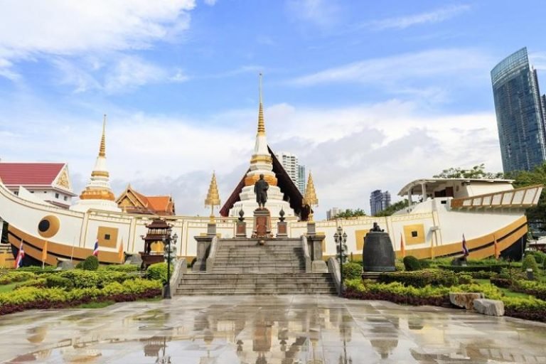 780_crop_chua_thuyen_1