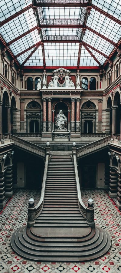 grey-concrete-stair-inside-building-2422253-scaled-or22npgr55mfqgzo5h7xgnj9r40ccunr577y1inmeg