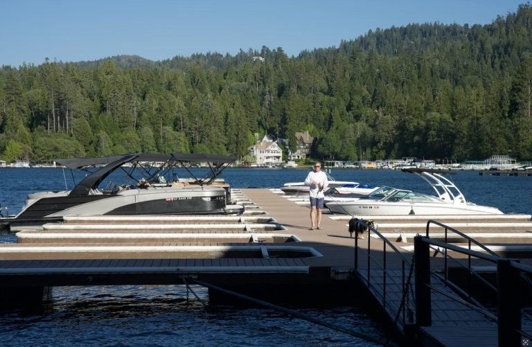 z6765903886639_fd6f2129b116a09ab738abd327f1784e